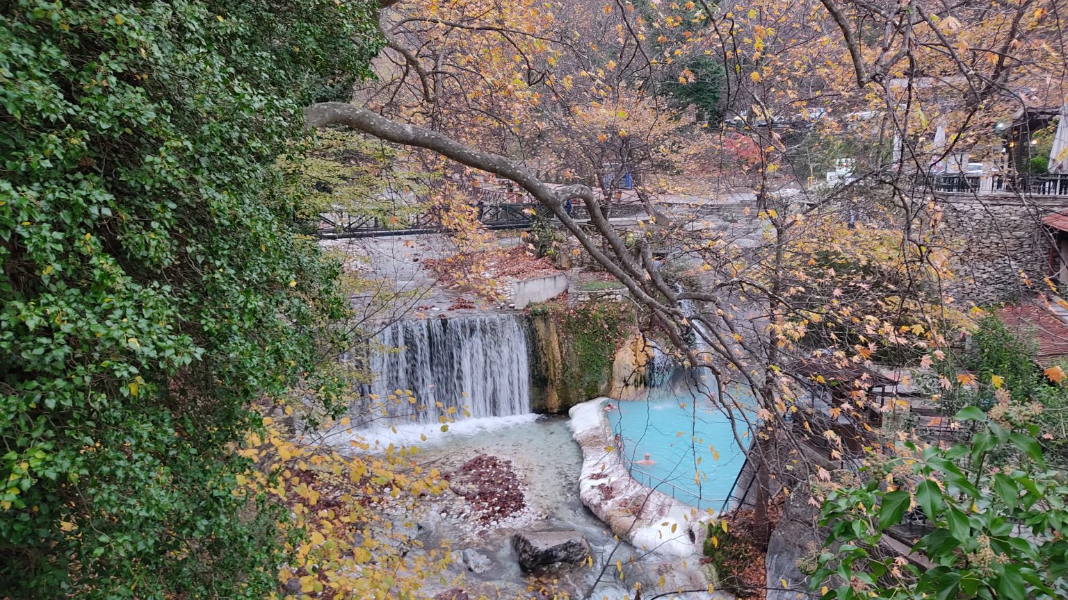 Thermes de Pozar, sources chaudes naturelles dans les gorges du mont Voras en Macédoine