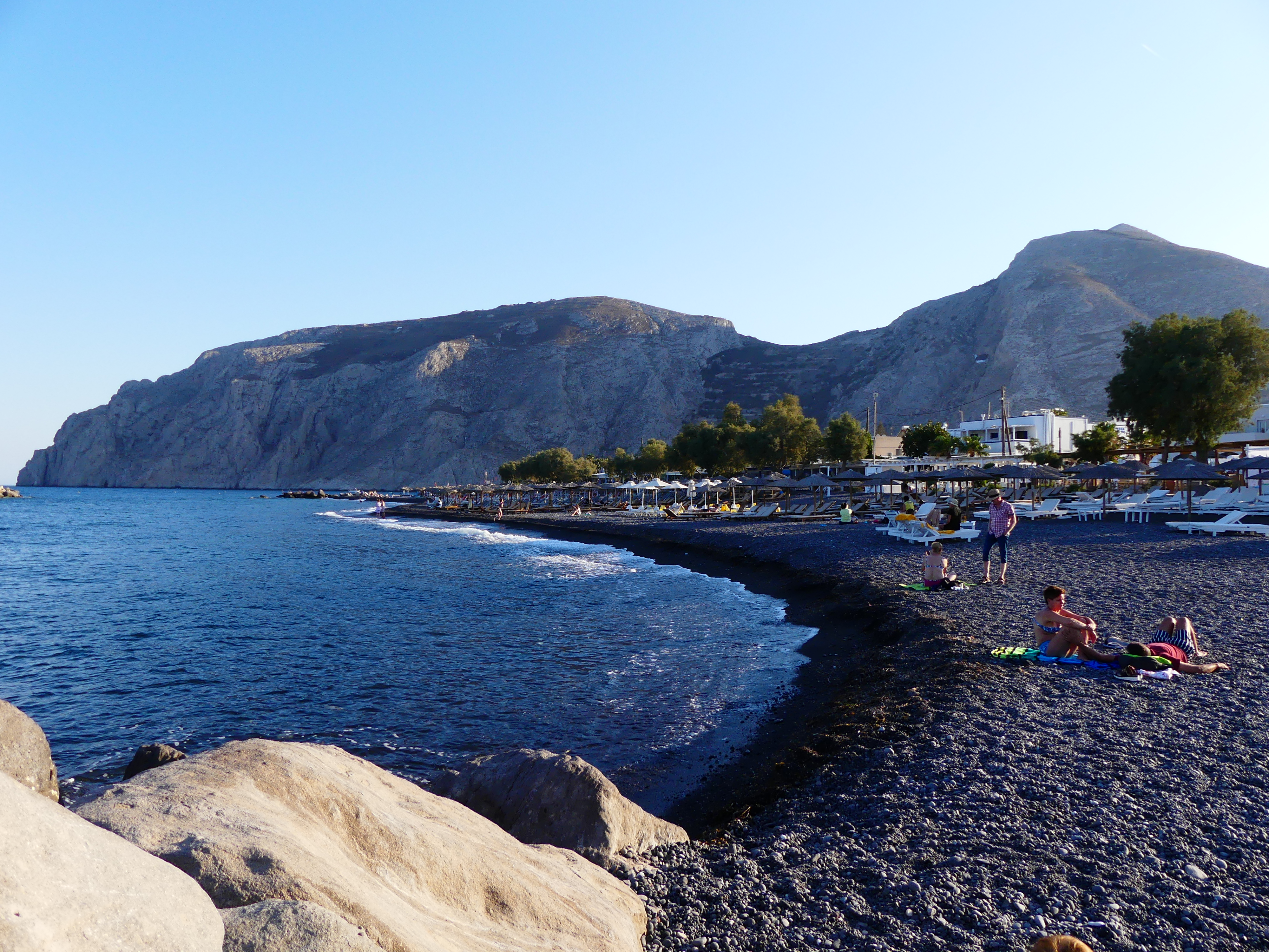 Vols pour Santorin — aéroport JTR à moins de 5 km de Kamari