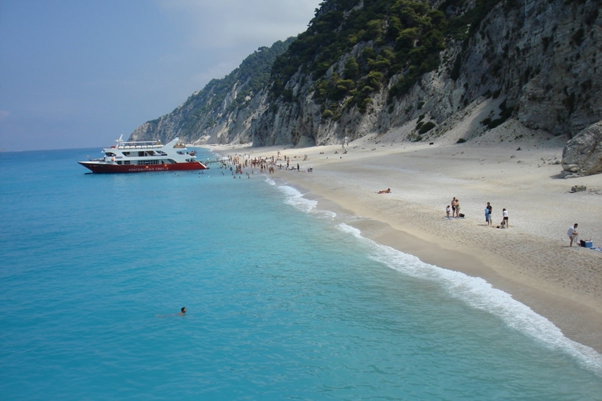 Plage d'Egremni à Lefkada