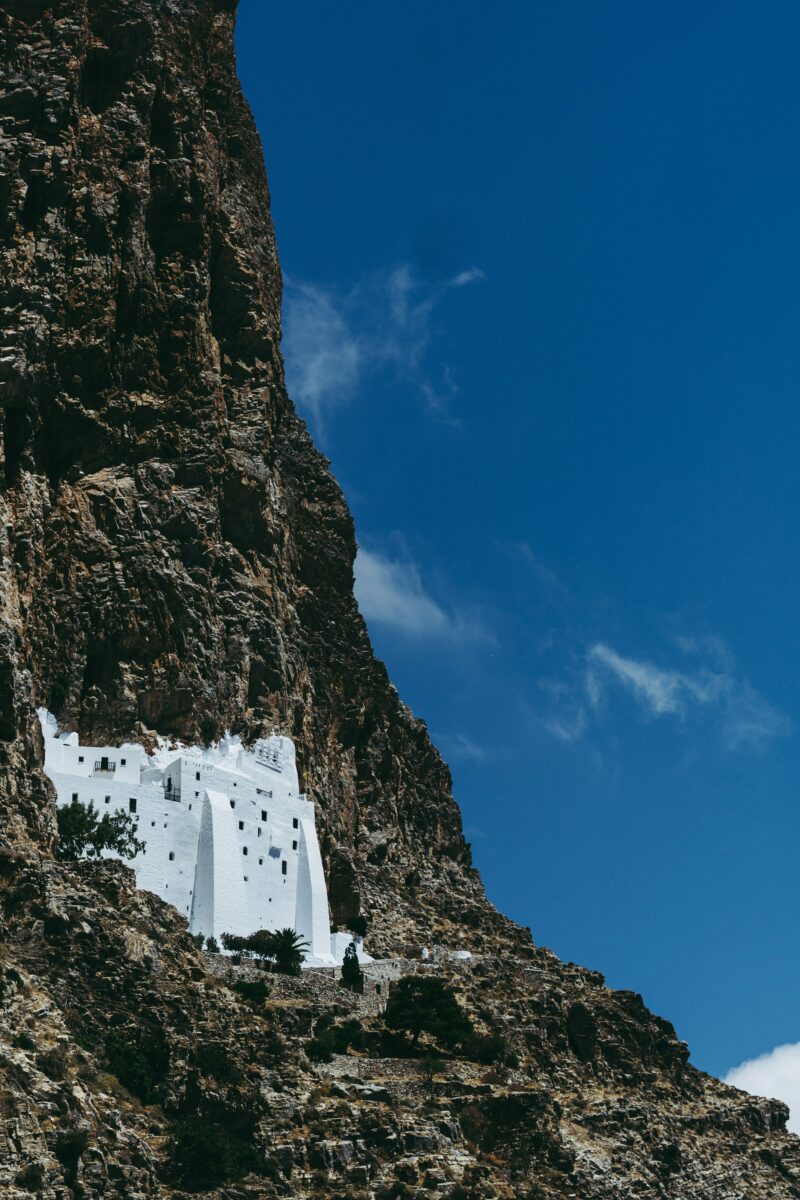 amorgos cyclades grece unsplash (3)