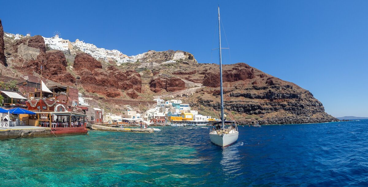 baie ammoudi santorin
