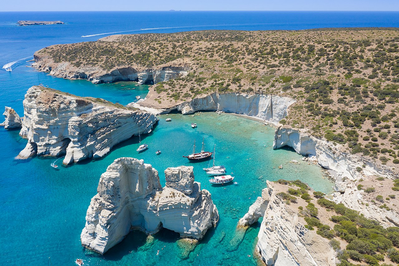 Milos : Croisière de luxe en catamaran avec coucher de soleil à Kleftiko