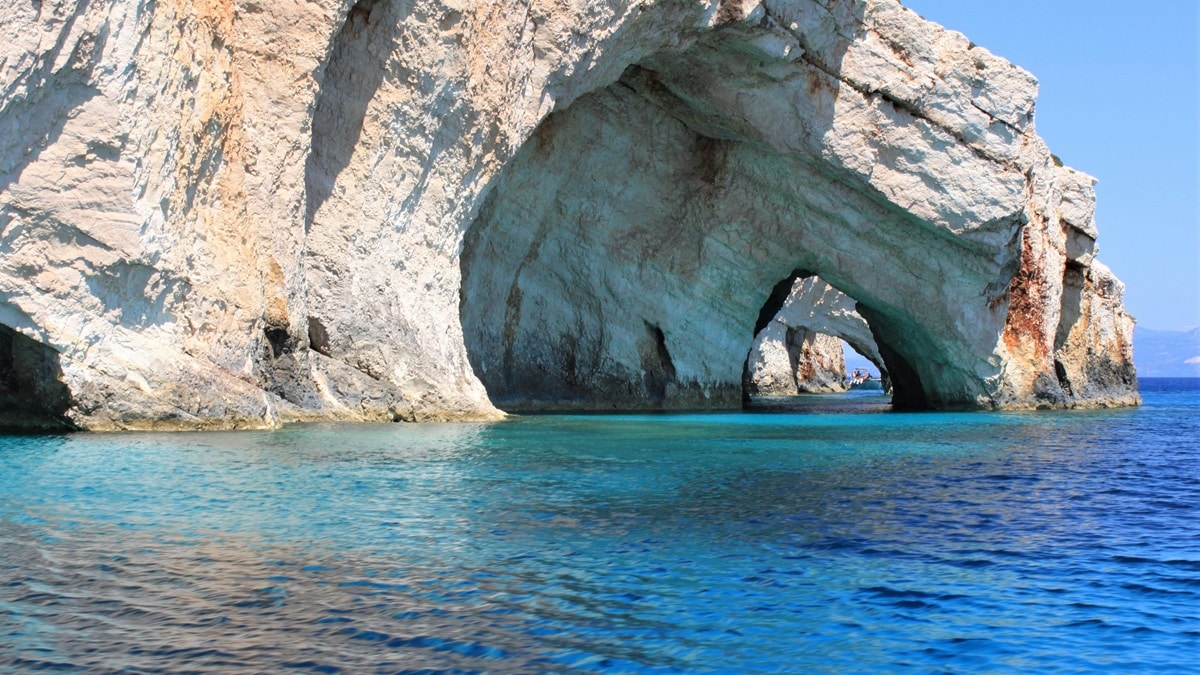 Grottes bleues Zakynthos lumière