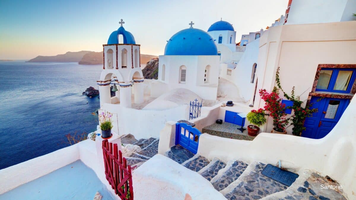 oia santorin cyclades (2)