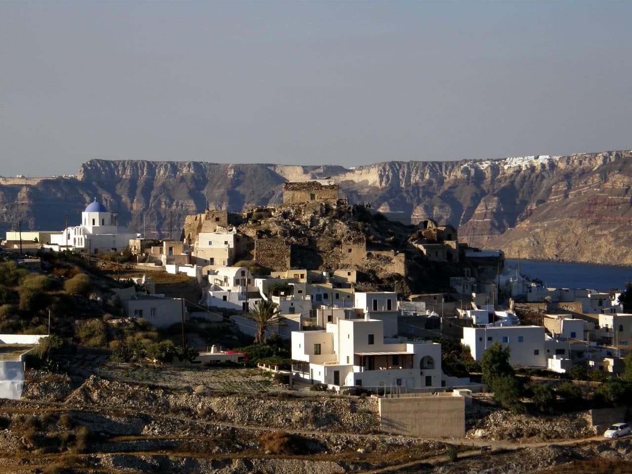 Découvrir le village d’Akrotiri, au sud de l’île de Santorin