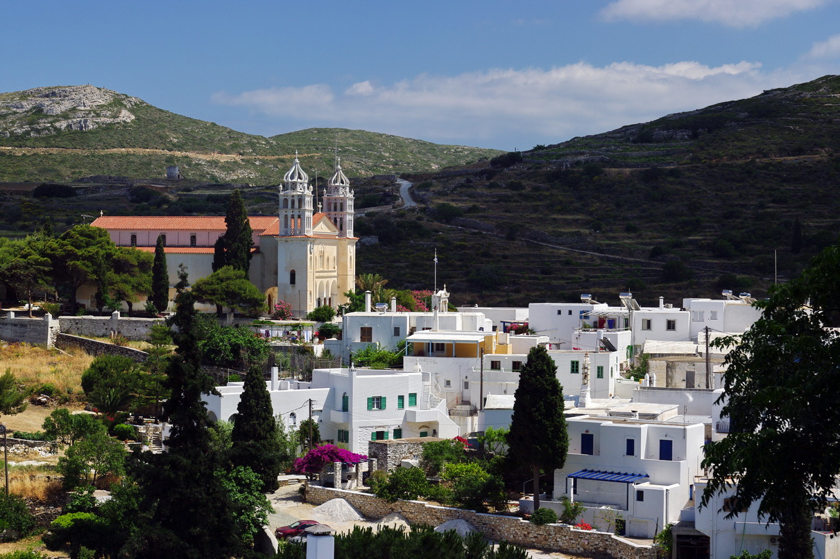 Lefkès village traditionnel Paros