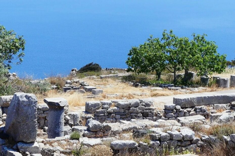 visite ancient thira santorin